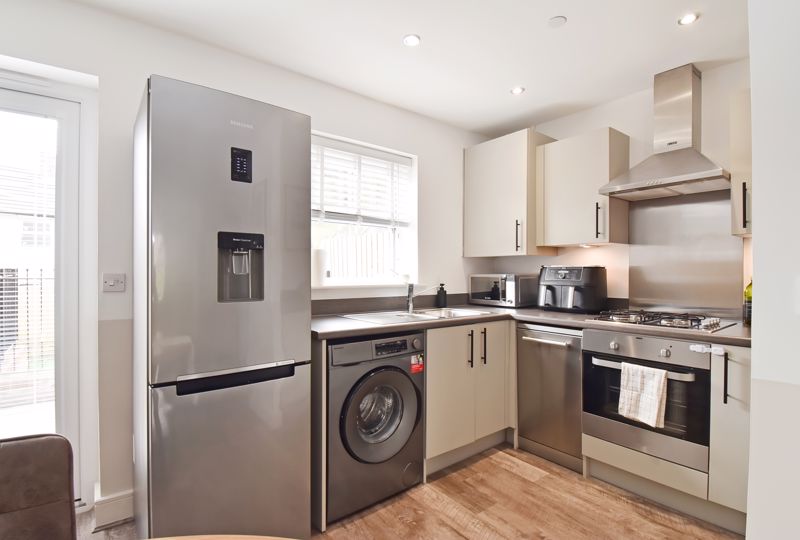Kitchen- click for photo gallery